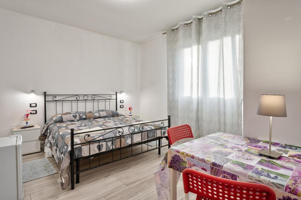 Venice Pink House Hotell Marghera Eksteriør bilde