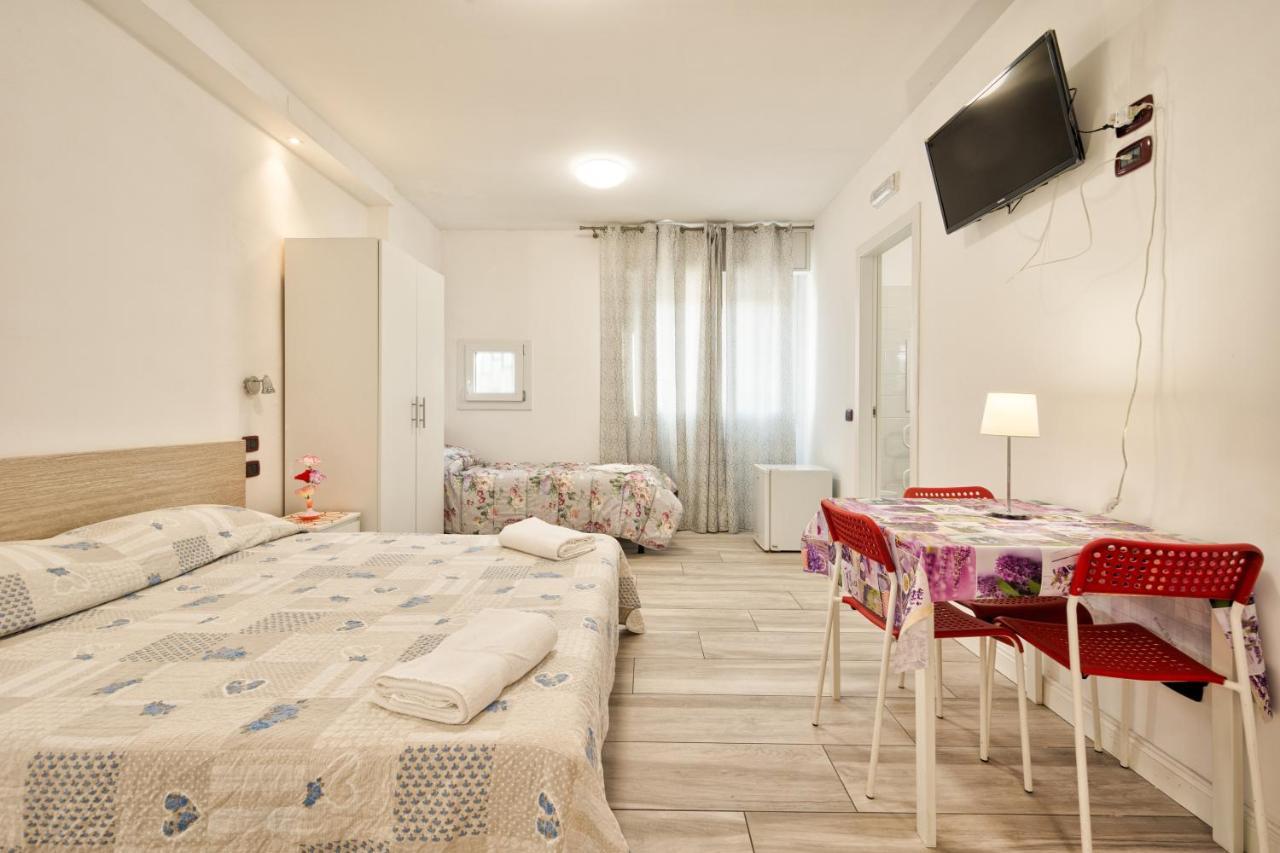 Venice Pink House Hotell Marghera Eksteriør bilde